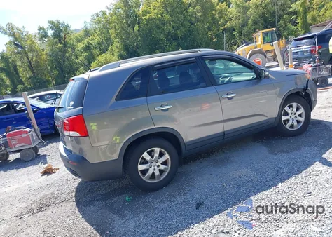 2013 Kia Sorento Lx из США, поврежденный, VIN 5XYKT3A65DG385530